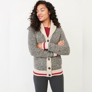 Roots Heritage Cabin Shawl
Cardigan